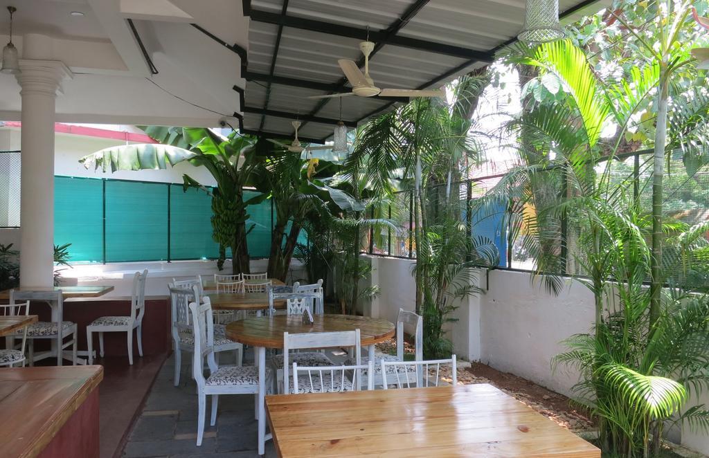 Albergue Happy Camper Kochi Exterior foto